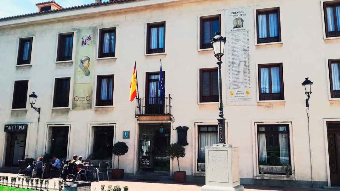 Conserje hotel El Bedel Alcalá de Henares