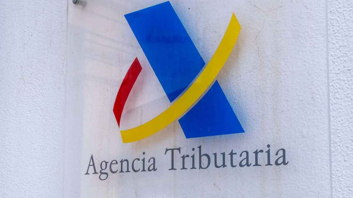 Dos pagadores exentos de presentar la declaración de la renta