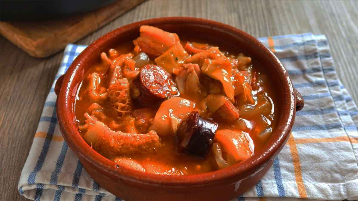 Este y no otro es el bar donde comer los mejores callos de Madrid