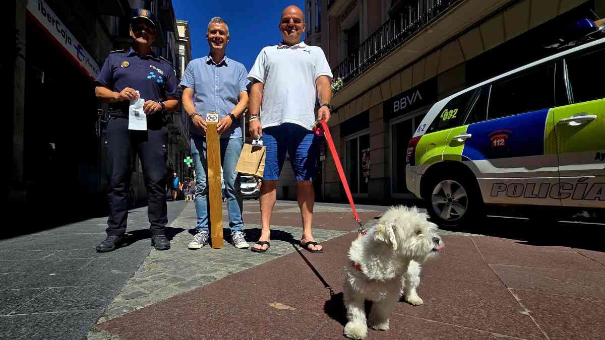 Multas por atar al perro en la calle