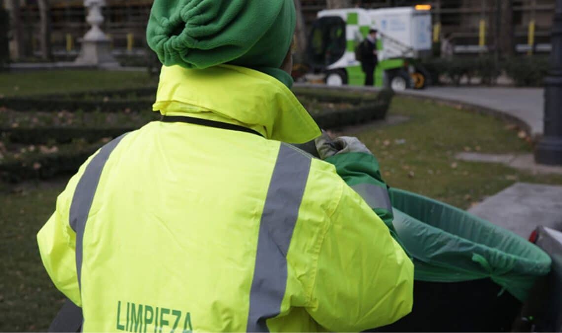 Empleo SNE mayores y jóvenes