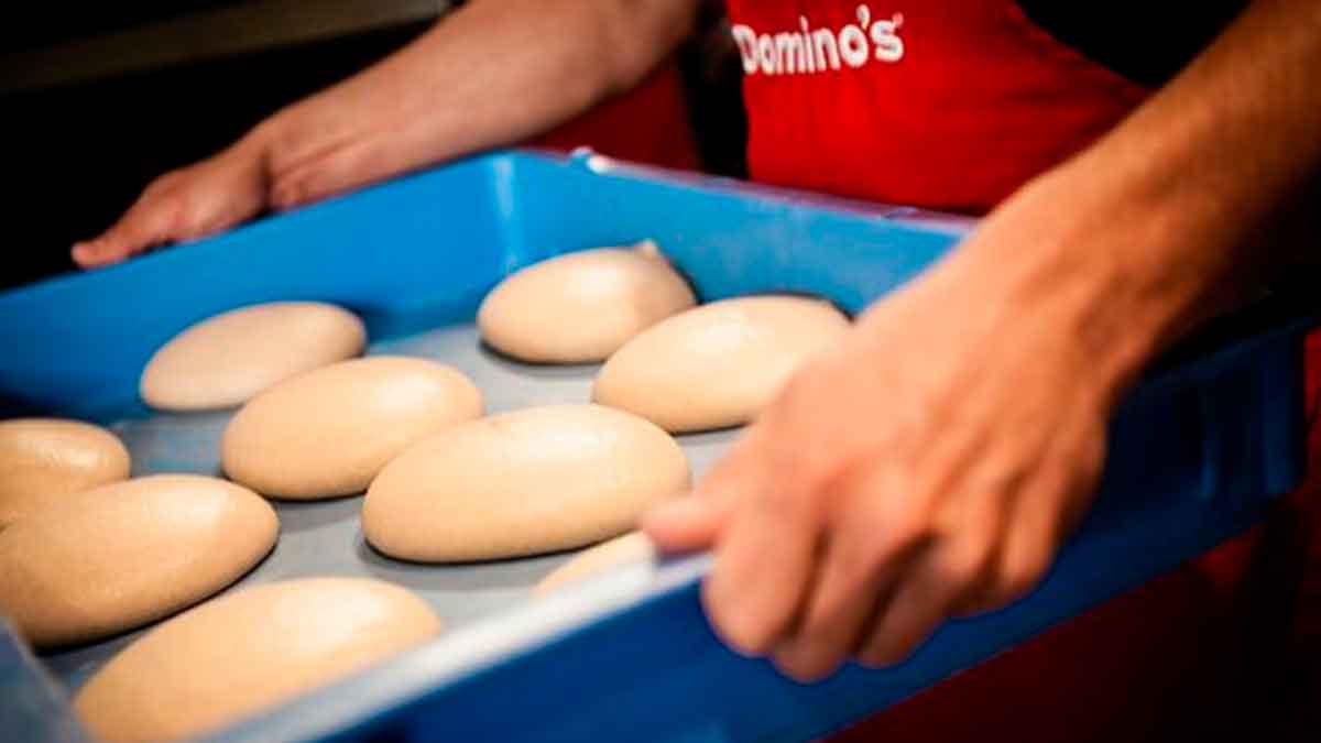 Oferta de empleo para trabajar en la fábrica de Domino’s Pizza