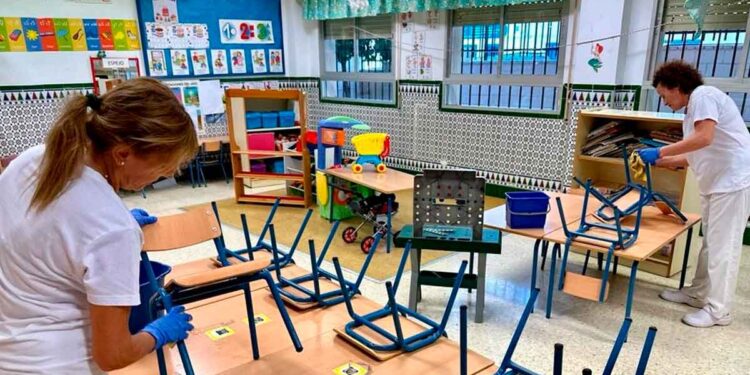 Trabajar limpieza colegios Leganés